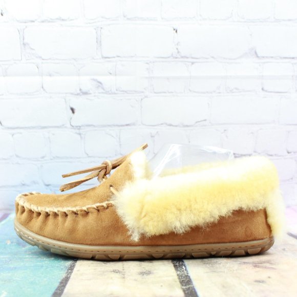 L.L. Bean Shoes - LL BEAN Lined Wicked Good Moccasins Slippers 9